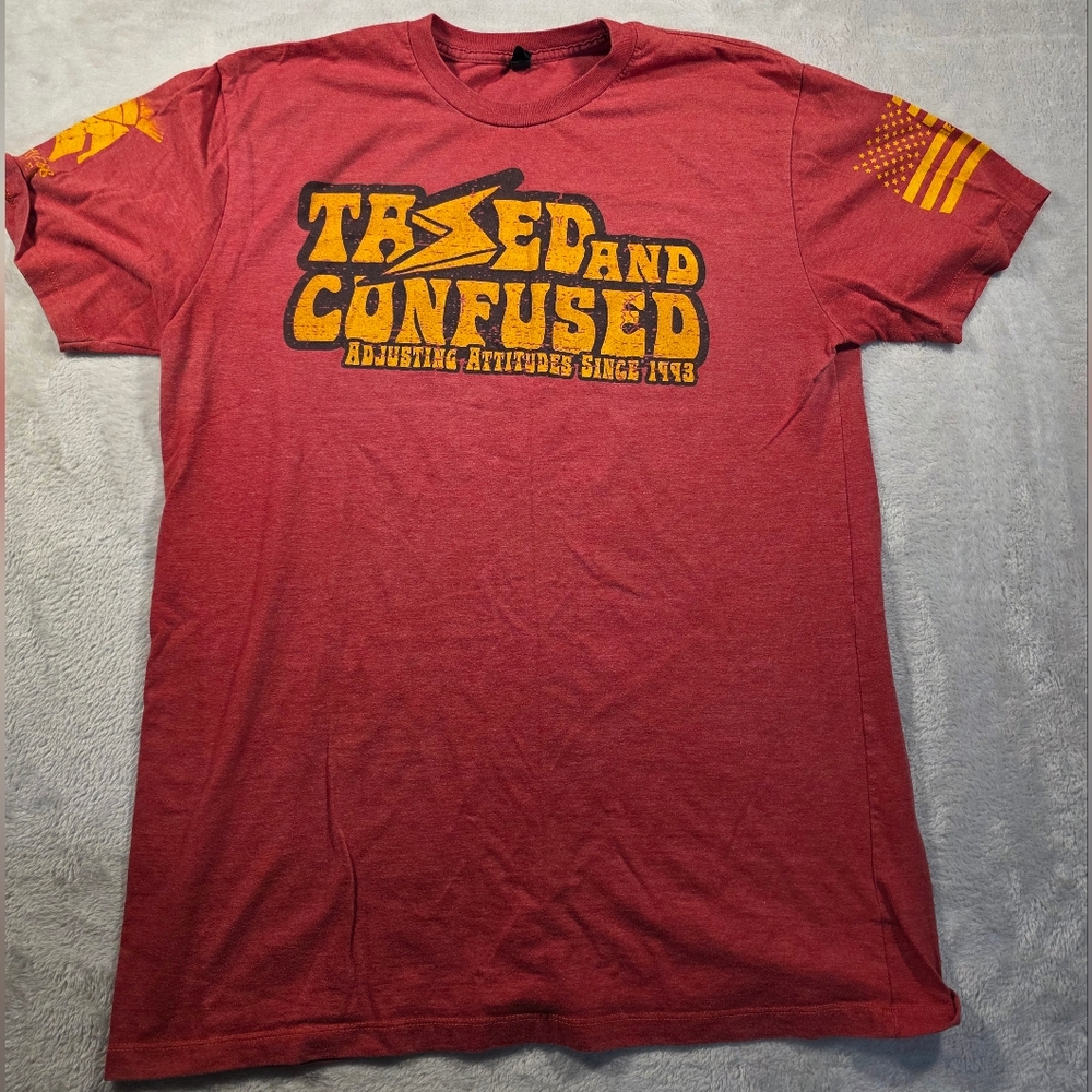 Red Graphic T-Shirt Size L
